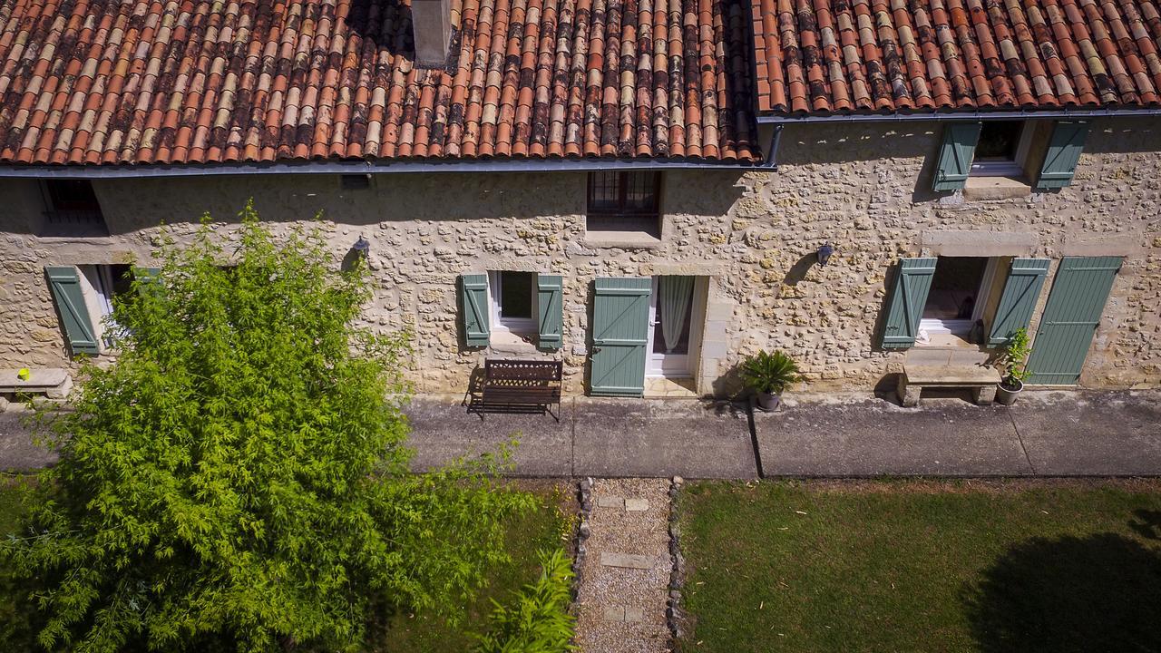 Gite La Maison De La Pimpine Lignan De Bordeaux Eksteriør bilde