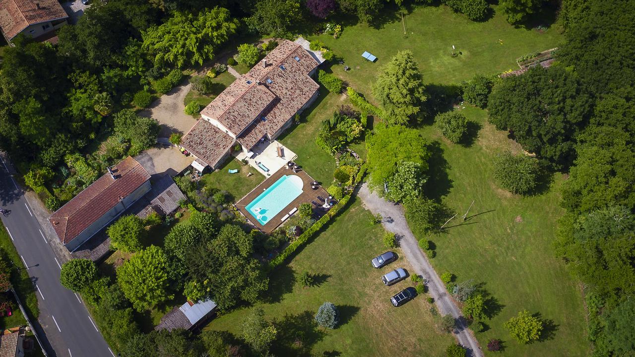 Gite La Maison De La Pimpine Lignan De Bordeaux Eksteriør bilde